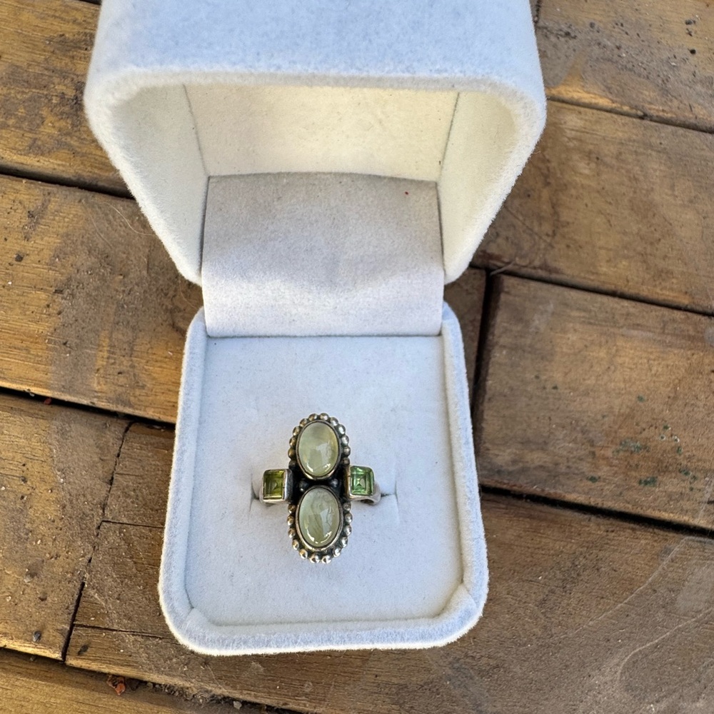 Nicky butler 925 Sterling silver Prehnite Oval Cabochon Square Cut Peridot ring